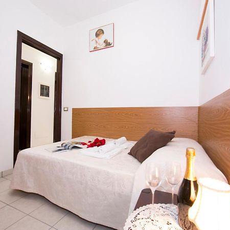 Bella Lake View Colonno Exterior foto